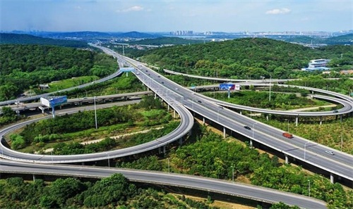 澧县钢筋套筒应用于高速公路